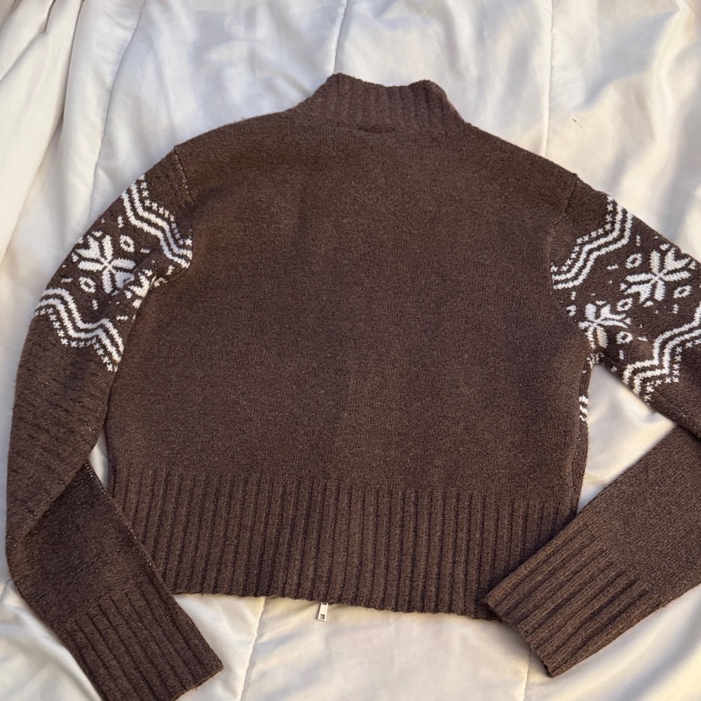Planet Heart Mocha and Cream Knit full zip Sweater - Picture 8 of 13